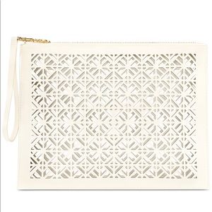 🎉HP🎉TORY BURCH WRISTLET/CLUTCH NWOT